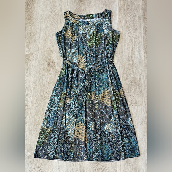 Medium Perception Concept Sleeveless Midi Dress – Multicolor Paisley Print - Picture 1 of 7